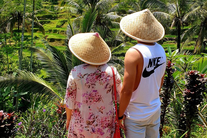 All inclusive Private 3 day tours package : Bali highlights - Day 3: Nusa Dua beach time, Uluwatu cliff temple, and Jimbaran seafood