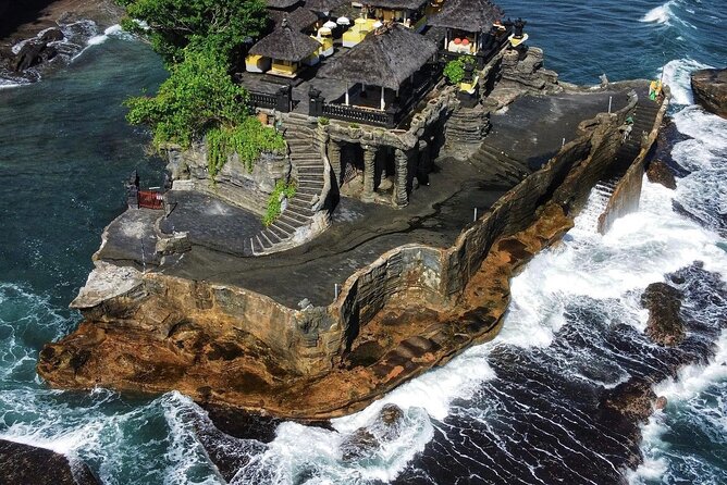 All inclusive Tanah lot & North Bali Tour: Jatiluwih, Ulun Danu - Banyumala Twin Waterfalls: short hike, big payoff