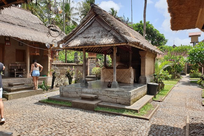 All inclusive Ubud private tour - Batuan Temple (Puseh Batuan): where Balinese architecture is the point