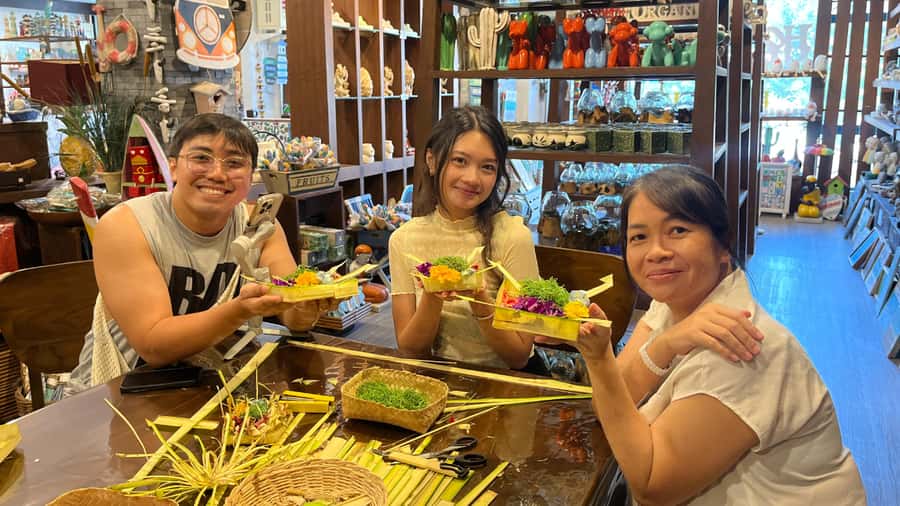 Bali: Canang Sari Offering Making Workshop - What You’ll Make: Ceper Base, Flowers, and Offering Components