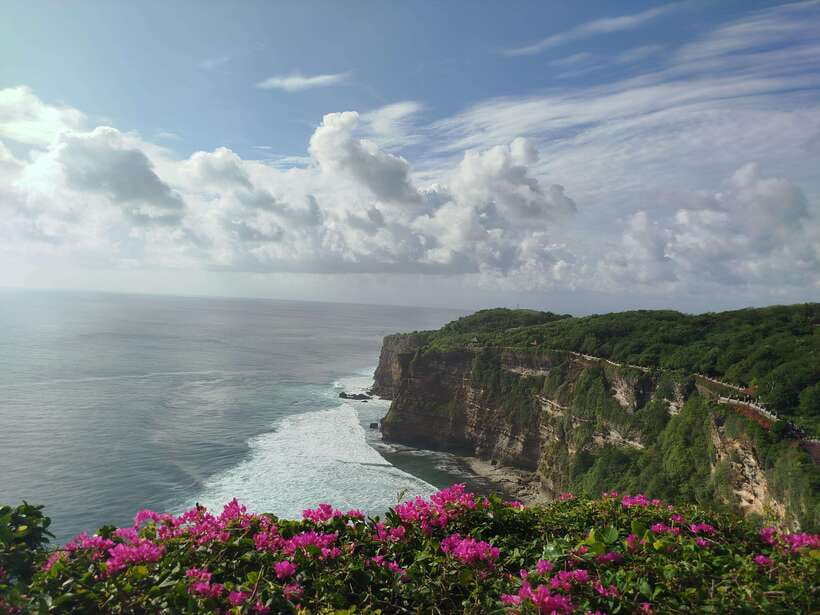 Bali: Customizable Beach Day Tour with Hotel Pickup - Coffee plantation journey: a break that tastes like a story