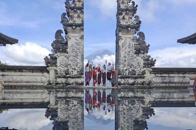 Bali Day Trip: Bali Instagram Tour (All Inclusive & Private) - Lempuyang Temple Gate of Heaven: Mount Agung backdrop, temple etiquette, and photo timing