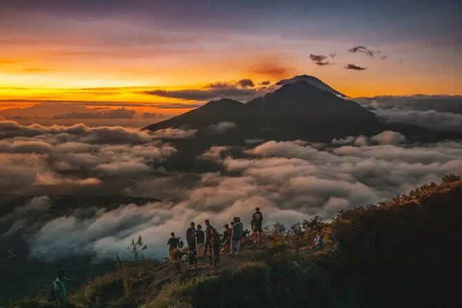 Bali day trip : Batur Sunrise Hike and Hot Spring All inclusive - Hike to the Summit: Flashlights, Guide Support, and Steam-Cooked Breakfast