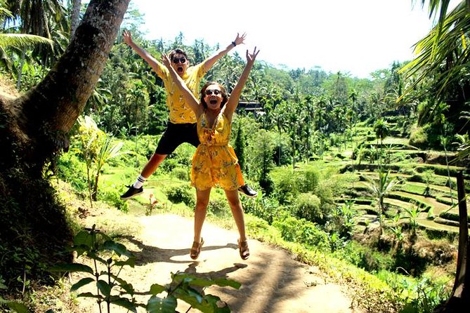 Bali Day Trip: Ubud Temples & Hidden Waterfalls - Tirta Empul Temple: the spout-by-spout purification ritual
