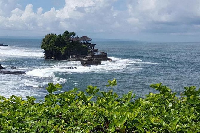 Bali Full Day Tour – Ubud and Tanah Lot Temple Tour - A Ubud and Tanah Lot day built around art, nature, and sunset timing