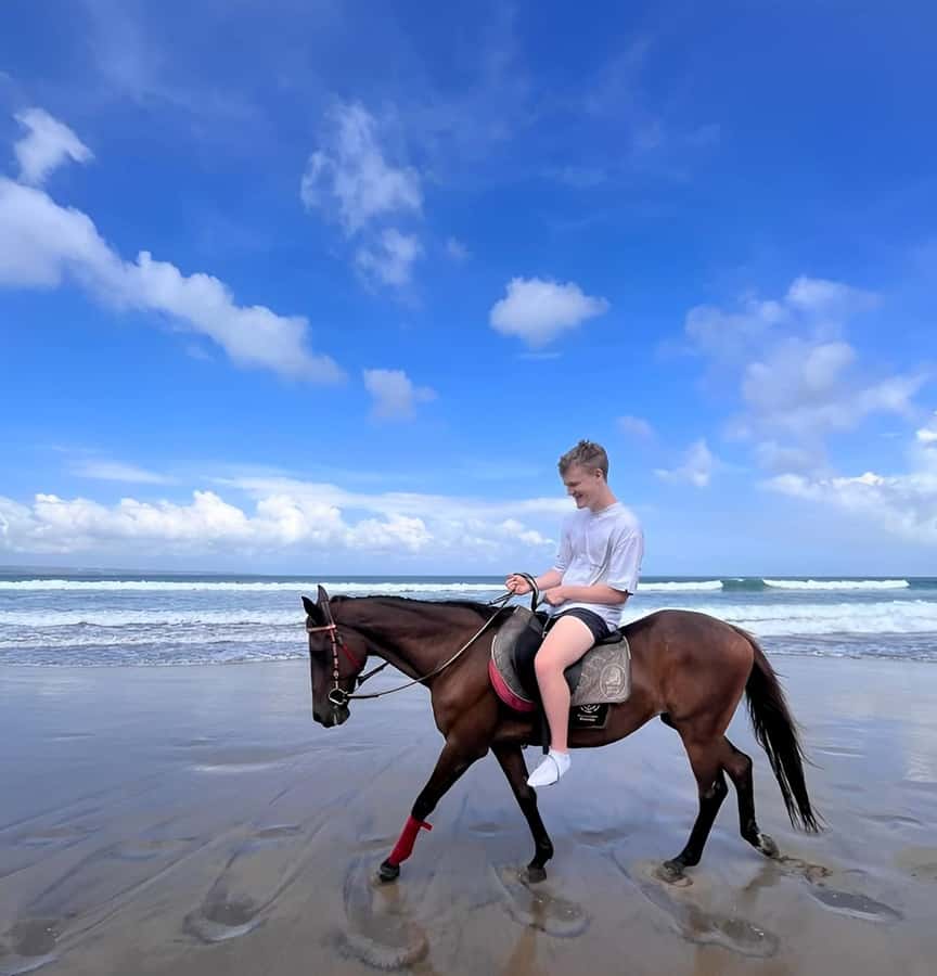 Bali: Horse Riding Tour on Seminyak Beach Include Transport - Safety rules that can affect your day (so check them first)