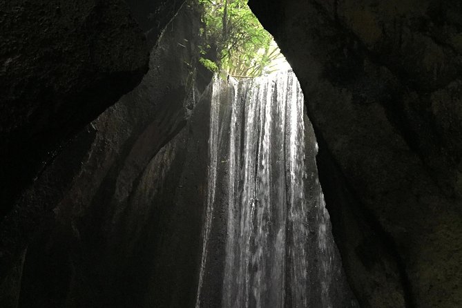 Bali Instagram Tour: The Most Popular Spots ( Private All-Inclusive ) - Stop 3: Tukad Cepung Waterfall in a Cave Where Sunbeams Do the Work