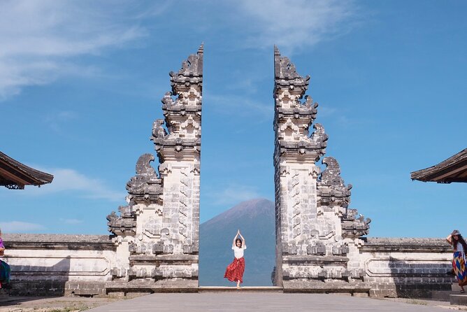 Bali Instagram Tour with Photographer - Price and logistics: is $53.15 a good value?