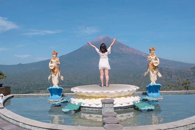 Bali Instagram Tour with Photographer - Stop 2: Tirta Gangga’s koi ponds and palace-water calm