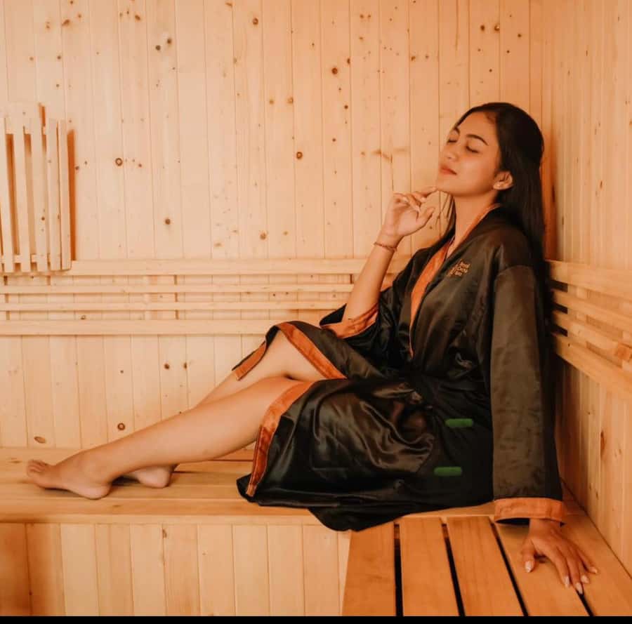 Bali: Jimbaran Bay Romantic Spa and Seafood Sunset Dinner - The flower bath and shower: where the senses slow down