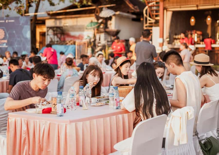 Bali: Jimbaran Seafood Market Tour with Sunset Dinner - Should you book the Jimbaran Seafood Market Tour with Sunset Dinner?