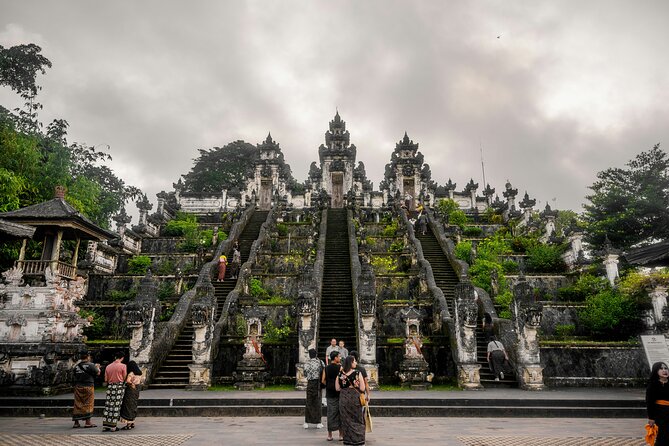 Bali Lempuyang Gate of Heaven and Besakih Mother Temple Tour - A 6:00 am start that helps you beat the day