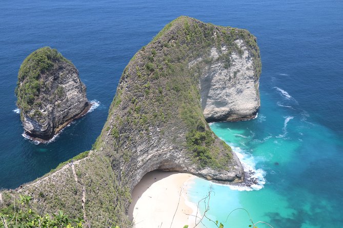 Bali Nusa Penida West Private All-Inclusive Tour - Lunch on Penida: included Indonesian food, vegetarian on request