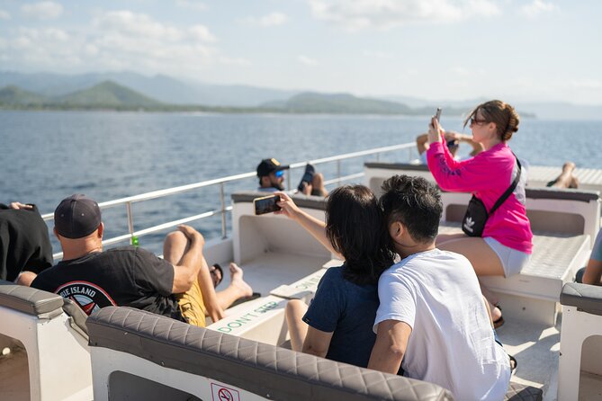Bali (Padang Bai) to Gili Trawangan - Gili Air - Lombok (Bangsal) - The crossing time and the mid-sea engine/prop pause