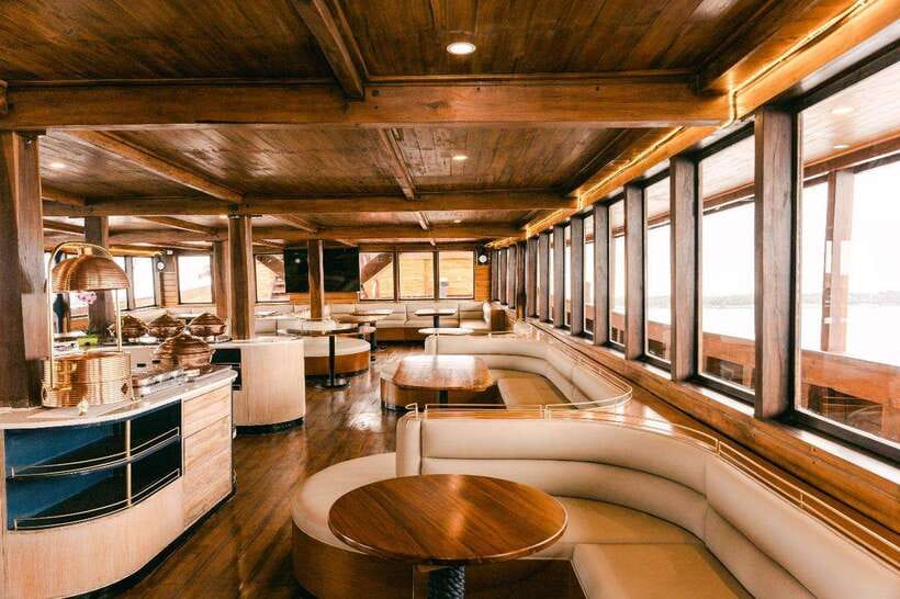 Bali Phinisi Cruise: Sunset Dinner with Live Music & Buffet - Should you book the Bali Phinisi Cruise sunset dinner?