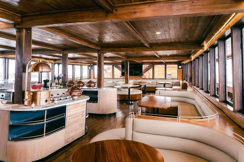 Bali Phinisi Cruise: Sunset Dinner with Live Music & Buffet - Benoa Harbor to Nusa Dua: what your evening really looks like