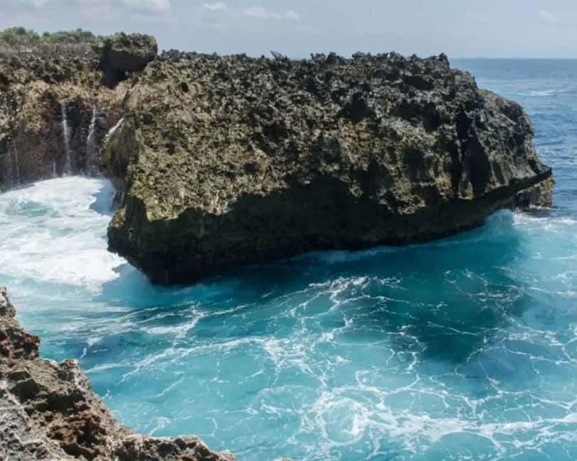 Bali: Private trip Nusa Dua Area, GWK, Jimbaran, and Uluwatu - A lunch reset that keeps the day comfortable