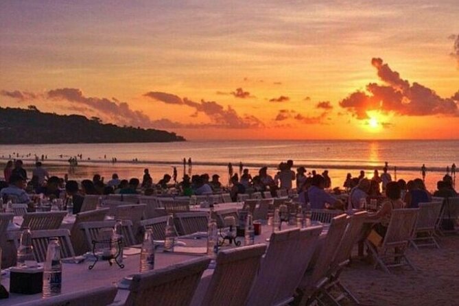 Bali Romantic Seafood Dinner under sunset jimbaran Beach - Jimbaran beach at 5:00 pm: the timing that makes it work