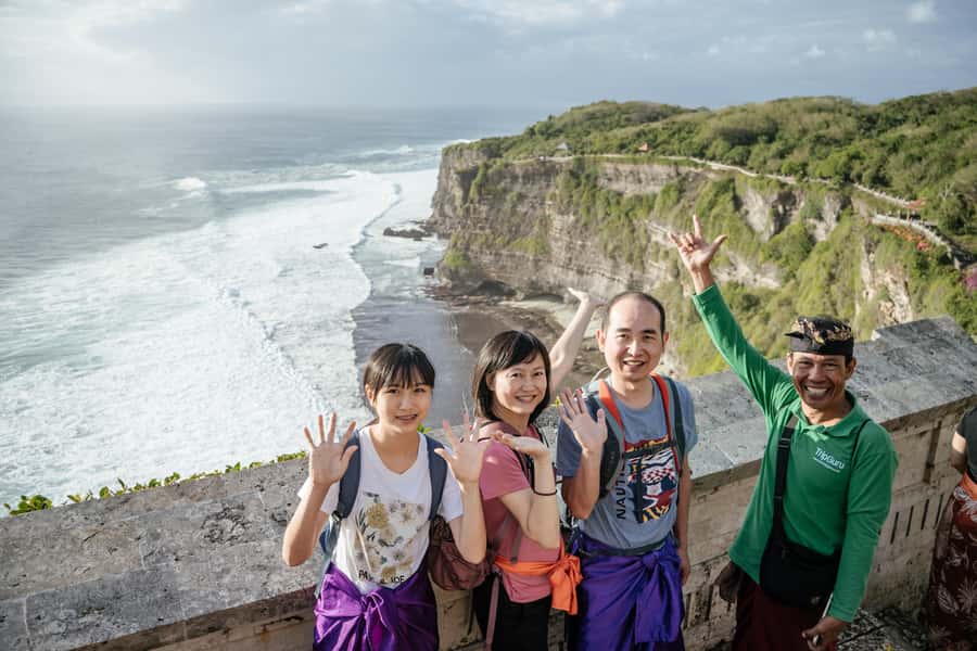 Bali: Skip-the-line Uluwatu Temple and Kecak Fire Dance Tour - Skip-the-line Uluwatu Temple access that actually helps