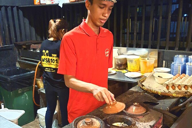 Bali Small Group Street Food Tour - What you’ll actually eat: dessert, ceremony pork, soups, and fried pancakes