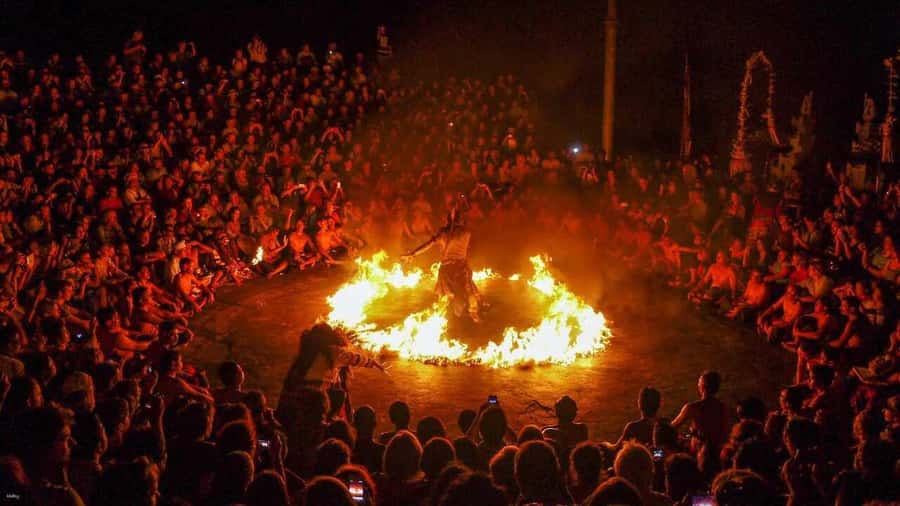 Bali: Sunset Uluwatu Temple & Kecak Fire Dance Private Tour - Key takeaways before you go