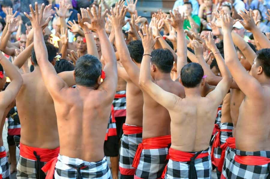 Bali: Sunset Uluwatu Temple & Kecak Fire Dance Private Tour - Price and value: what $49 per person buys you