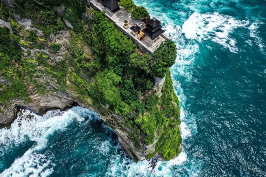 Bali: Sunset Uluwatu Temple & Kecak Fire Dance Private Tour - What to bring (and what will annoy you later)