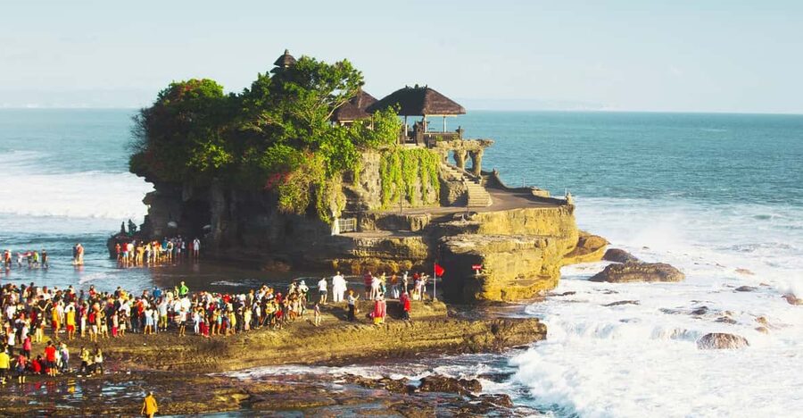 Bali: Tanah Lot, Rice Terrace, Ulun Danu & taman ayun temple - Handara Gate: Use It for a Photo Pause, Not a Long Detour
