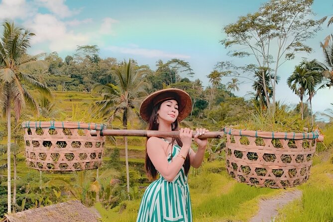 Bali Tour : Best Attractions in Ubud with Rice Terrace - Stop 2: Elephant Cave as a calm temple complex break