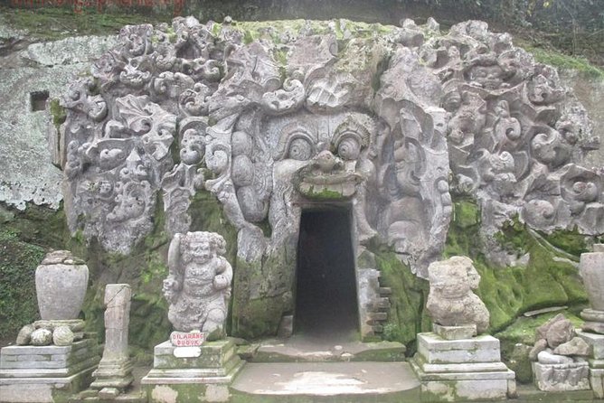 Bali Traditional Dance, Waterfall and Hindu temple with lunch - Craft Choices at Celuk, Mas, Tohpati, and Batuan