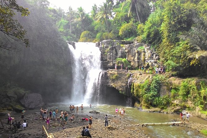 Bali Traditional Dance, Waterfall and Hindu temple with lunch - Barong & Kris Dance: The Story of Good vs Evil