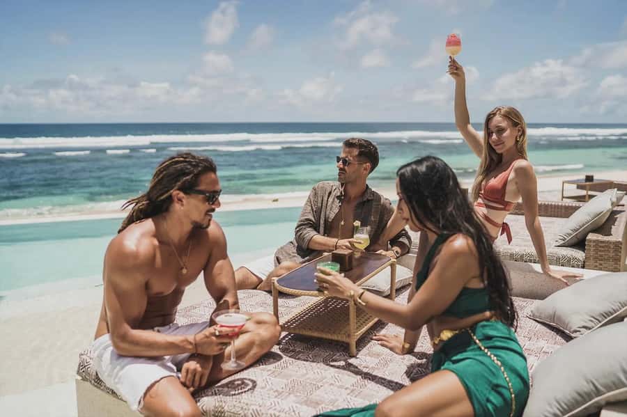 Bali: Tropical Temptation Beach Club Pass & Lounge Add-ons - Infinity pool with ocean views: how it feels, not just how it looks