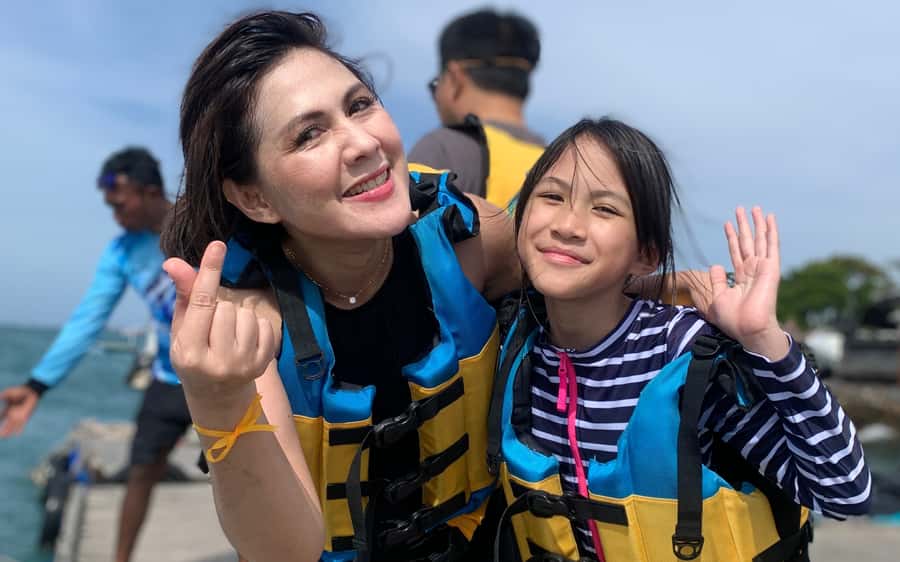 Bali: Watersport Tanjung Benoa Fun Package Exclusive - Flyfish on the giant inflatable fish: fast, loud, and made for big smiles