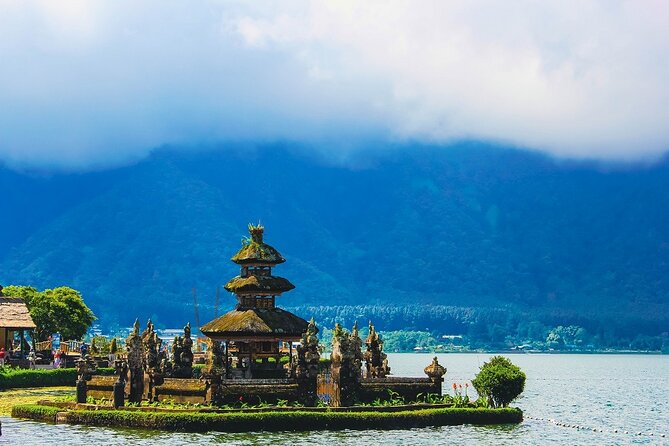 Bedugul and Singaraja Tour - Mount Batukaru Country Stop: Views With a Farming Backdrop