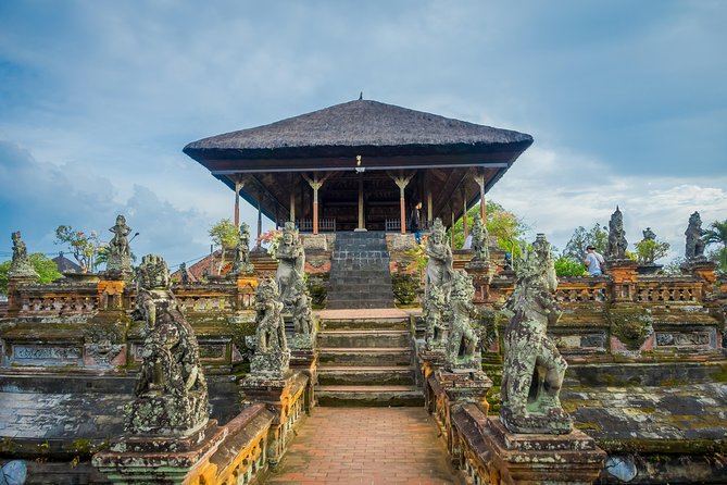 Besakih Mother Temple, Penglipuran Village and More - Full Day - Kertha Gosa Park: starting with classic Balinese temple-court details