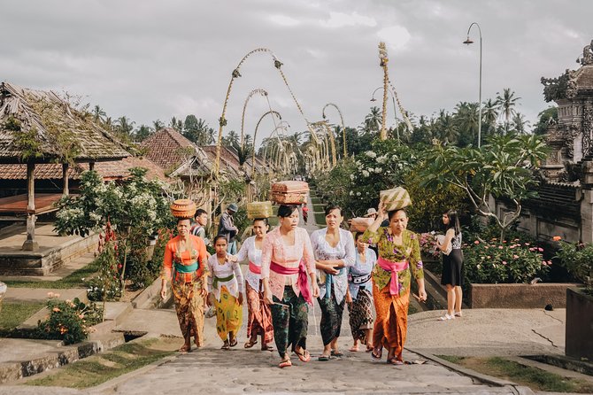 Besakih Mother Temple, Penglipuran Village and More - Full Day - Besakih Mother Temple: Bali’s most revered complex and the climb-in-feel of it