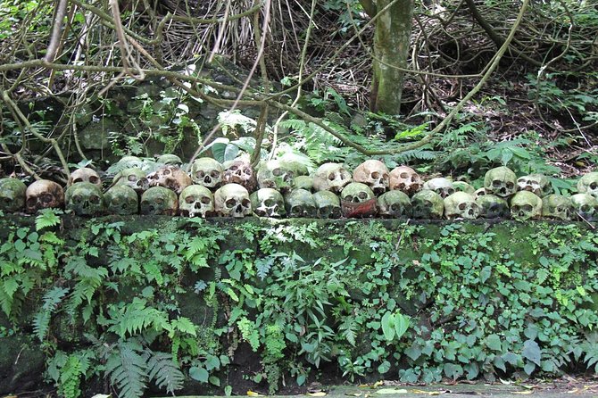 Discover Balinese Mystic & Death Ritual in Bali - Stop 4: Kehen Temple and the steps of heaven
