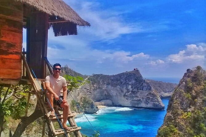 East Nusa Penida Small Group Tour: Atuh Beach & Diamond Beach – Full Day - Stop 3: Teletubbies Hill for rolling greens and easy photo time
