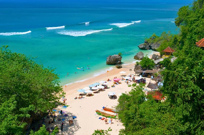 Explore Bali Beaches with Private Minivan Tour - Your guide and the practical Bali tips they bring