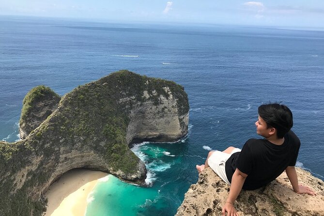 Fast Boat Transfer: Sanur to Nusa Penida by Penidago - What’s on the boat: luggage, life jackets, and the reality of seating