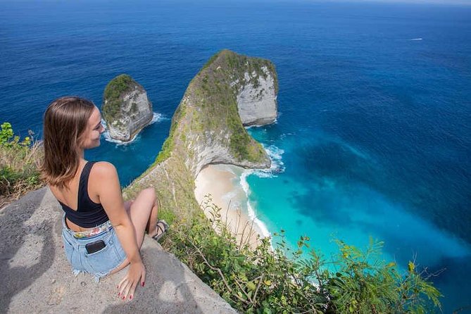 Full-Day Nusa Penida Island Private Tour with Local Guide - Meeting Your Guide and Getting Checked In on Penida