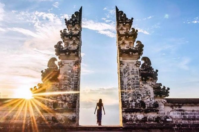 Gates of Heaven Temple and Blue Lagoon Snorkeling with All-inclusive - The value of a temple + snorkeling combo day