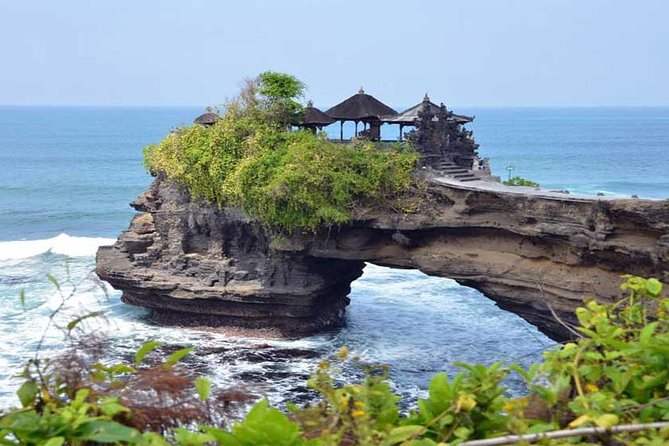 Half Day Tour: Tanah Lot Sunset & Taman Ayun Temple Included Entrance Ticket - Why this Tanah Lot and Taman Ayun route makes sense