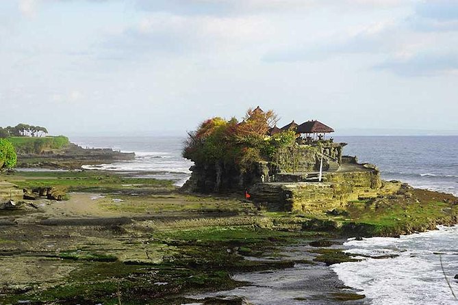 Half Day Tour: Tanah Lot Sunset & Taman Ayun Temple Included Entrance Ticket - Entrance tickets and how to pace your temple time