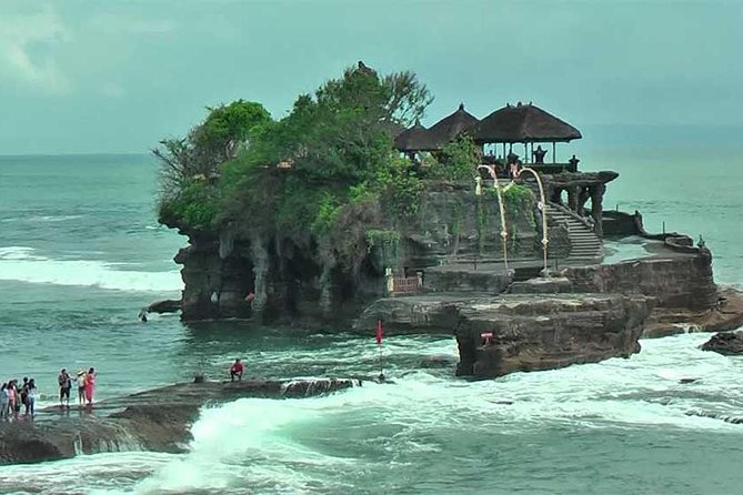 Half Day Tour: Tanah Lot Sunset & Taman Ayun Temple Included Entrance Ticket - Stop 1: Taman Ayun Temple garden, UNESCO status, and royal roots