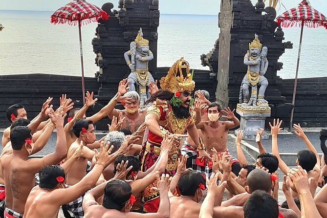 Kecak and Fire Dance Ticket at Uluwatu Temple - Uluwatu at Sunset: Why This Show Hits at Night