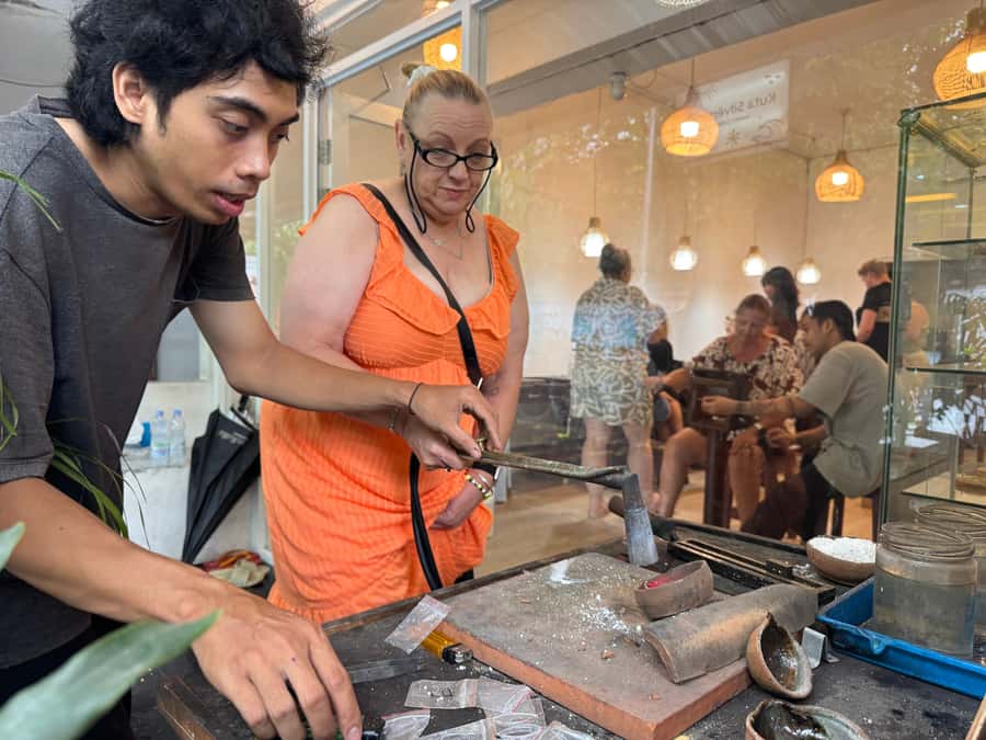 Kuta Bali Jewelry Making Class, With 7 grams of Pure Silver - 1) Melt and pour the pure silver