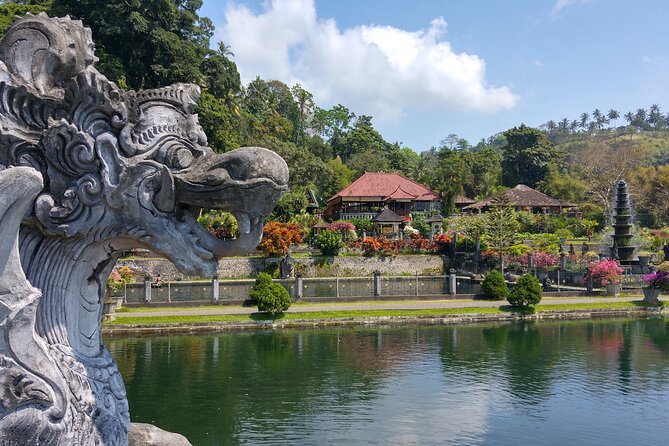 Lempuyang (Gate of Heaven) and East Bali Private Bali Tour - Stop 2: Tirta Gangga’s royal water palace and fish pond