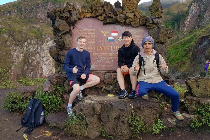 Mount Batur Sunrise Trekking Private Tour with Breakfast and Hotel Transfer - Summit arrival around 5:30 to 6:00 am, then sunrise and views