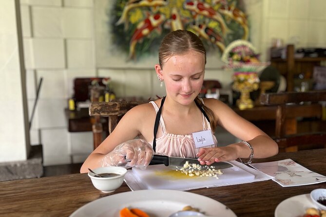 Mufu Rendang Cooking Class Kuta - Where the class starts: Warung Mufu Kuta (and why location matters)